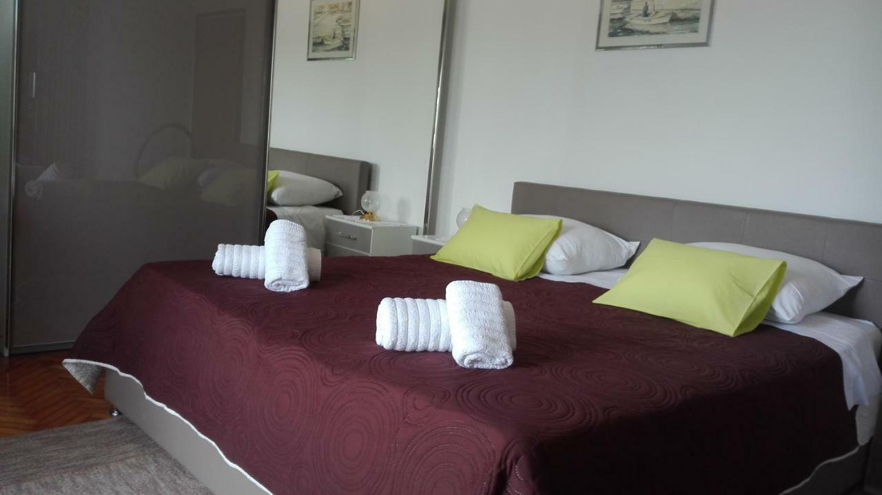 Apartments Branko Veli Rat Luaran gambar