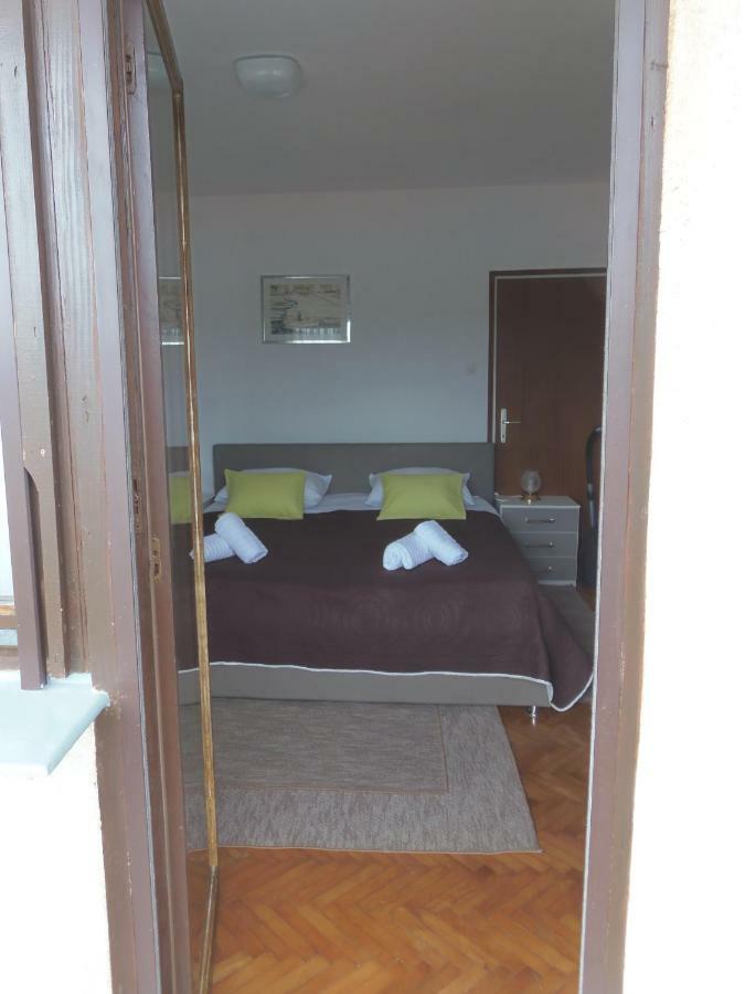 Apartments Branko Veli Rat Luaran gambar